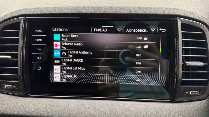 Skoda Karoq 1.5 TSI Sportline Edition 5dr Petrol Estate - Image 23